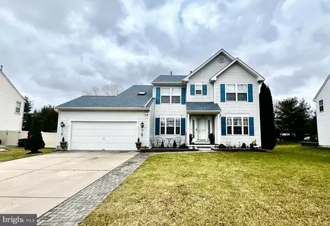 127 Betsy Ross Way, Woodbury, NJ 08096
