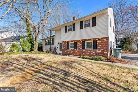 932 N Main St, Glassboro, NJ 08028