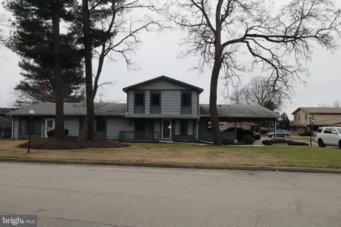 47 Willowwood Ct, West Deptford, NJ 08066