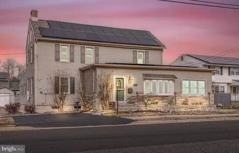 265 Swedesboro Ave, Gibbstown, NJ 08027