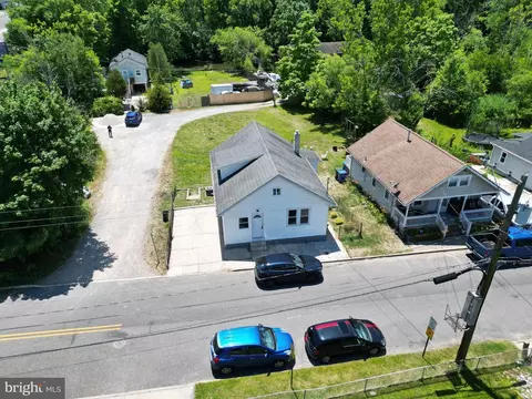 3 1st Ave, Mantua, NJ 08051