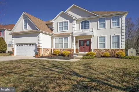 1985 Steeplechase Dr, Williamstown, NJ 08094