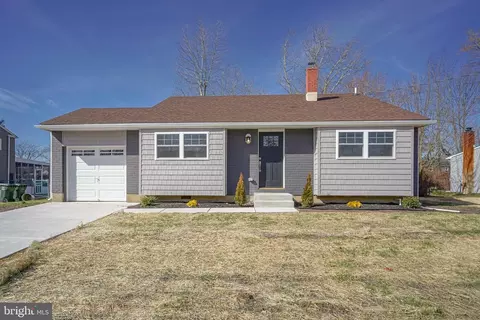 646 Pierre Ave, Mantua, NJ 08051