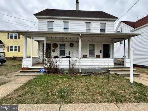52 54 Roosevelt St, Paulsboro, NJ 08066