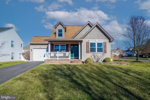 110 Windward Dr, Mount Royal, NJ 08061