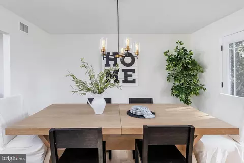 Dining - 611 Pitman Ave, Pitman, NJ 08071 photo 1 of 3