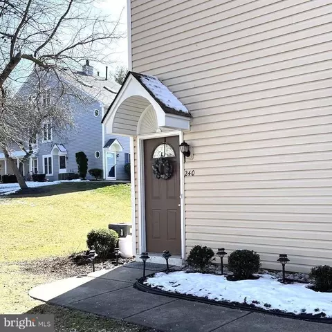 240 Boothby Ct, Sewell, NJ 08080