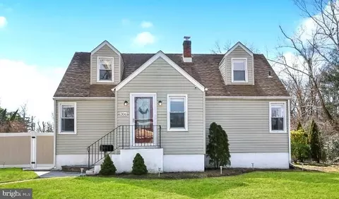306 W Cherry St, Wenonah, NJ 08090