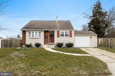 276 Madison Rd, Mantua, NJ 08051