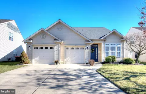 53 Cottage Gate Cir, Sewell, NJ 08080