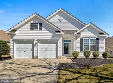 37 Danbury Rd, Swedesboro, NJ 08085