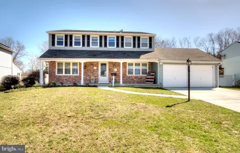 39 Bryant Rd, Turnersville, NJ 08012