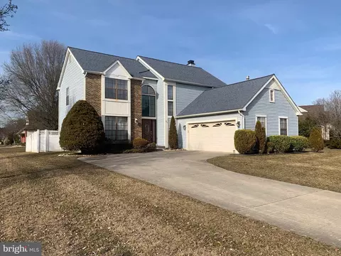 42 Katherine Ct, Glassboro, NJ 08028