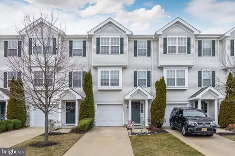 1006 Buckingham Dr, West Deptford, NJ 08086