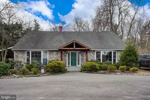 1385 Cooper St, Deptford, NJ 08096