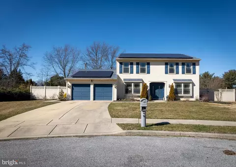 5 Knoll Ct, Sewell, NJ 08080