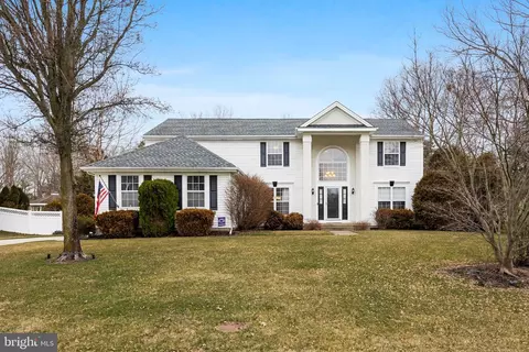 1836 Cornus Ct, Williamstown, NJ 08094
