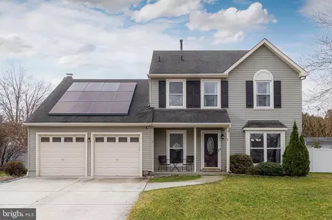 16 Saddlebrook Dr, Sewell, NJ 08080