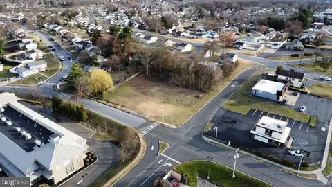 80 Moore St, Woodbury Heights, NJ 08097