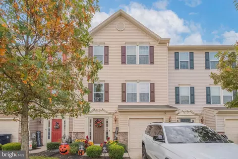 1105 Exposition Dr, Williamstown, NJ 08094