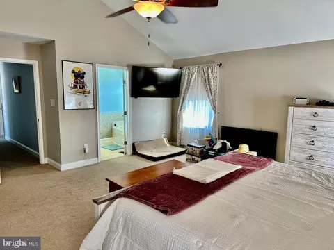 Bedroom - 284 Rushfoil Dr, Williamstown, NJ 08094 photo 5 of 5