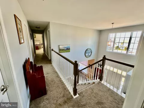Entry Way - 284 Rushfoil Dr, Williamstown, NJ 08094 photo 5 of 5