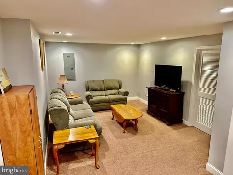 Living - 284 Rushfoil Dr, Williamstown, NJ 08094 photo 4 of 4