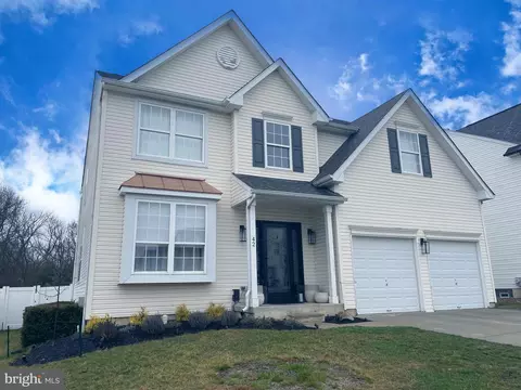 42 Huckleberry Way, Blackwood, NJ 08012