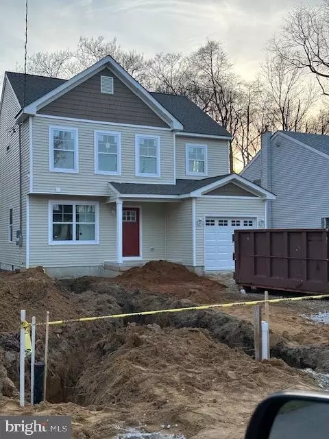 471 Park Ave, Westville, NJ 08093