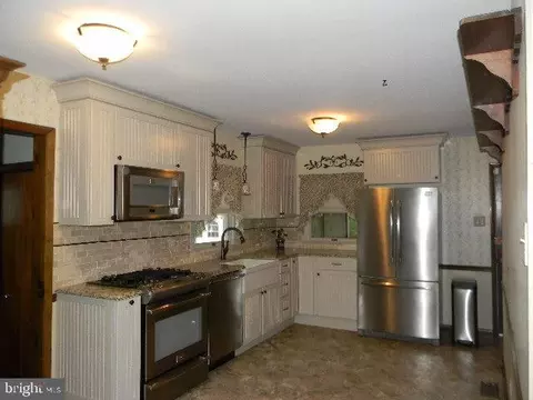 Kitchen - 50 Mantua Rd, Mount Royal, NJ 08061 photo 1 of 4