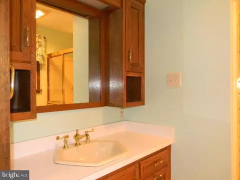 Bath - 50 Mantua Rd, Mount Royal, NJ 08061 photo 1 of 2