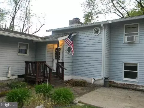 Exterior - 50 Mantua Rd, Mount Royal, NJ 08061 photo 8 of 8