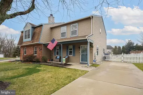 245 Strawbridge Ln, Mullica Hill, NJ 08062