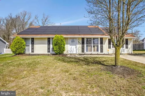 649 Greenbriar Dr, Williamstown, NJ 08094