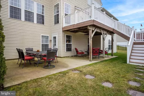 Exterior - 222 Sullivan Dr, Mickleton, NJ 08056 photo 5 of 7