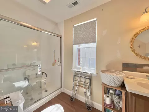 Bath - 102 7th Ave, Pitman, NJ 08071 photo 1 of 2