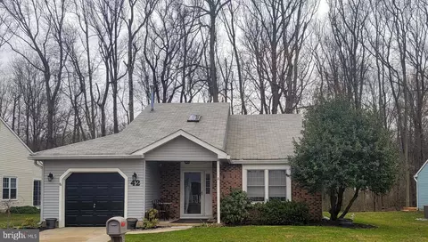 42 Lakebridge, Woodbury, NJ 08096