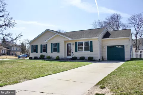 1194 Briarwood Dr, Williamstown, NJ 08094