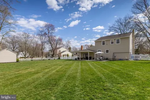 Exterior - 425 Birch Dr, Mickleton, NJ 08056 photo 9 of 10