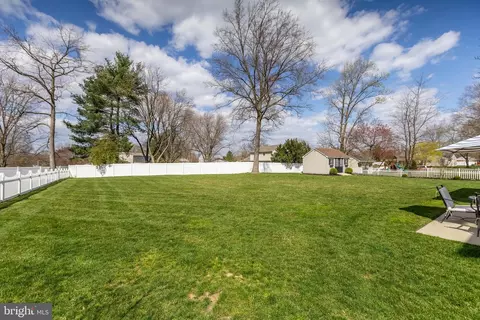 Exterior - 425 Birch Dr, Mickleton, NJ 08056 photo 8 of 10