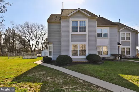 960 Poe Ct, Williamstown, NJ 08094