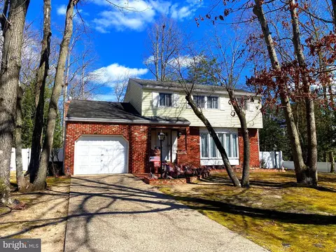 65 White Birch Rd, Blackwood, NJ 08012