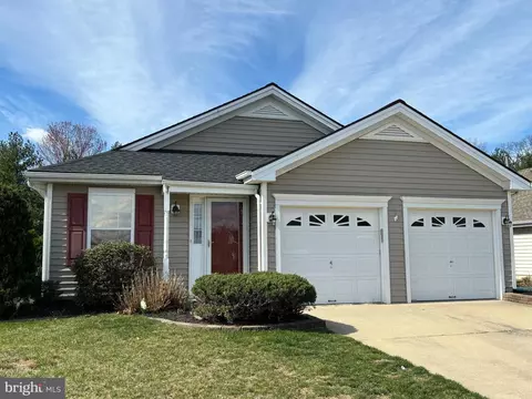 120 Avocet Ln, Thorofare, NJ 08086