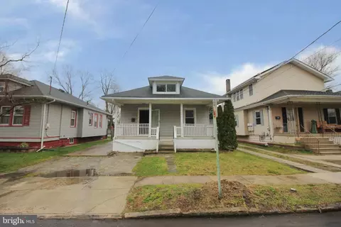 130 Stanley Ave, Westville, NJ 08093