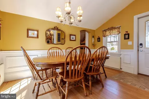 Dining - 74 Pitman Ave, Pitman, NJ 08071 photo 2 of 2
