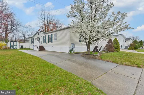 211 Tony Cir, Mantua, NJ 08051