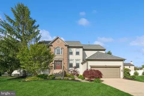 1224 Plantation Dr, West Deptford, NJ 08086