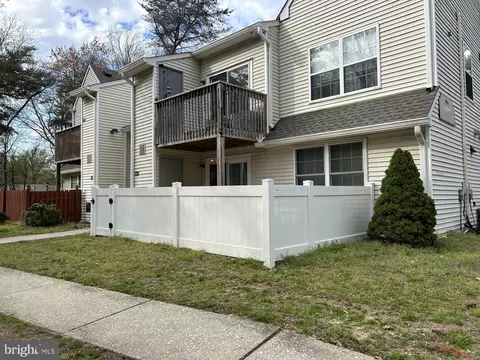 1012 Tristram Cir, Mantua, NJ 08051