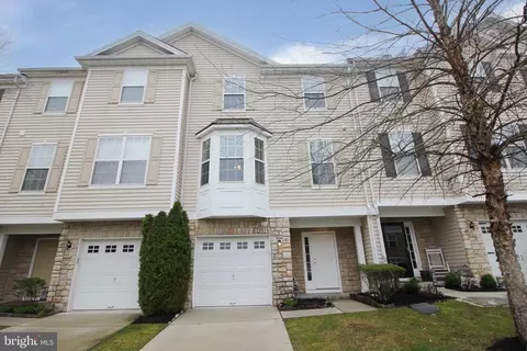 171 Acorn Dr, Mount Royal, NJ 08061