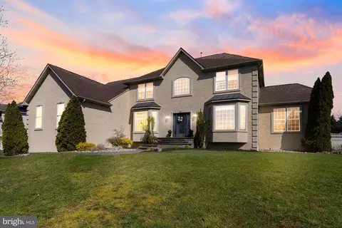 303 Sugar Bush Ct, Mullica Hill, NJ 08062